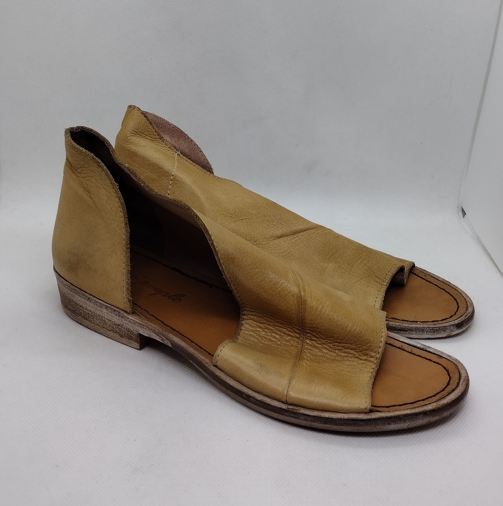 Free People Mont Blanc Flat Sandal Wonens 38 Tan Boho Retro 90s Y2K Leather - Picture 3 of 11